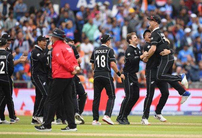 भारत का तीसरी बार विश्व कप जीतने का सपना टूटा, सेमीफाइनल में न्यूजीलैंड ने 18 रनों से हराया