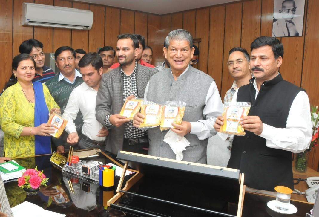 पारंपरिक उत्पादों को बढ़ावा दे रही है सरकार : CM रावत