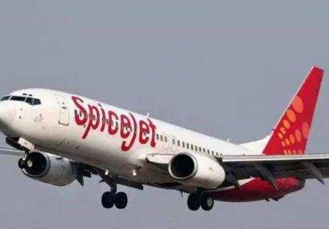 मेगा OFFER | सिर्फ 899 रुपये में हवाई सफर करा रही है SpiceJet