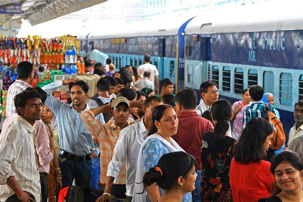 10वीं पास लोगों के लिए रेलवे से आई अच्छी ख़बर, ITI की अनिवार्यता खत्म