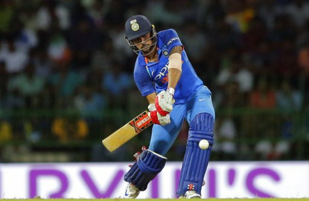 त्रिकोणीय सीरीज में भारत ने श्रीलंका को 6 विकेट से दी मात