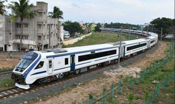 खुशख़बरी | 15 फरवरी से दौड़ेगी ‘वंदे भारत’ एक्सप्रेस ट्रेन, इतना होगा यात्री किराया