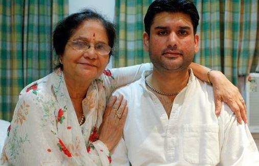 एनडी तिवारी के बेटे का निधन, एनडी ने 90 की उम्र में की थी रोहित शेखर की मां से शादी