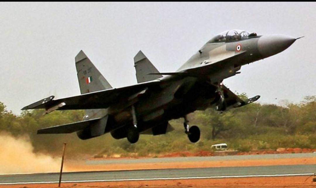 भारत की बड़ी कार्रवाई, PoK में कई टेरर कैंप तबाह, भारतीय वायुसेना ने गिराए 1000 KG बम