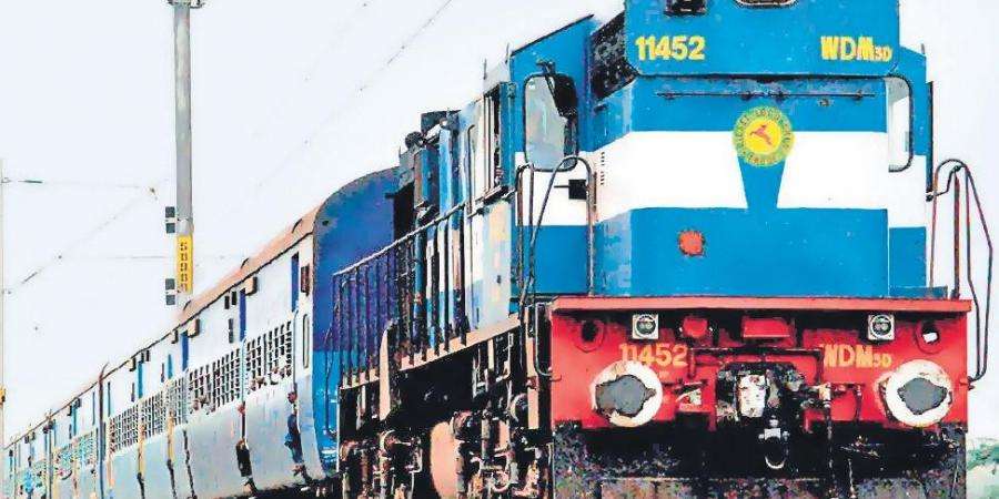 उत्तराखंड | टिकट न होने पर TTE ने यात्री का सिर फोड़ा, इस घटना से रेलवे को लाखों का नुकसान