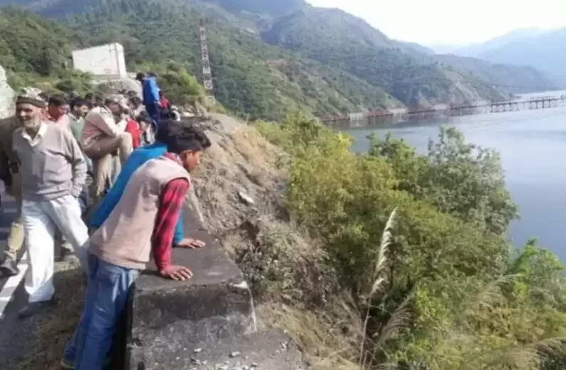 aaa