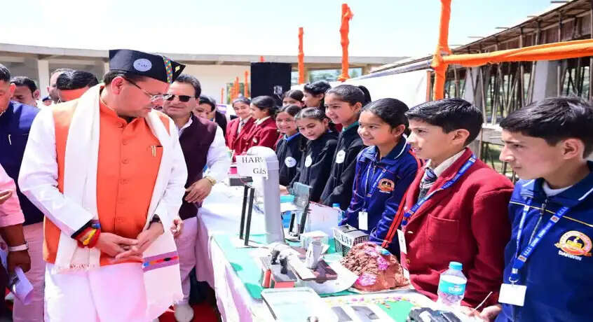  मुख्यमंत्री पुष्कर सिंह धामी